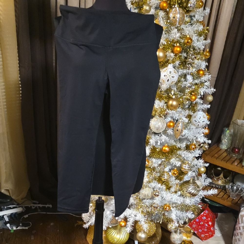 Victoria Sport Black Women's Leggings